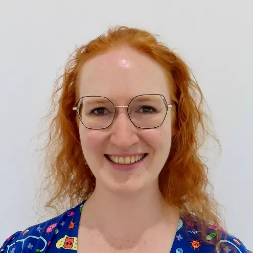 Dr Laura Snyders